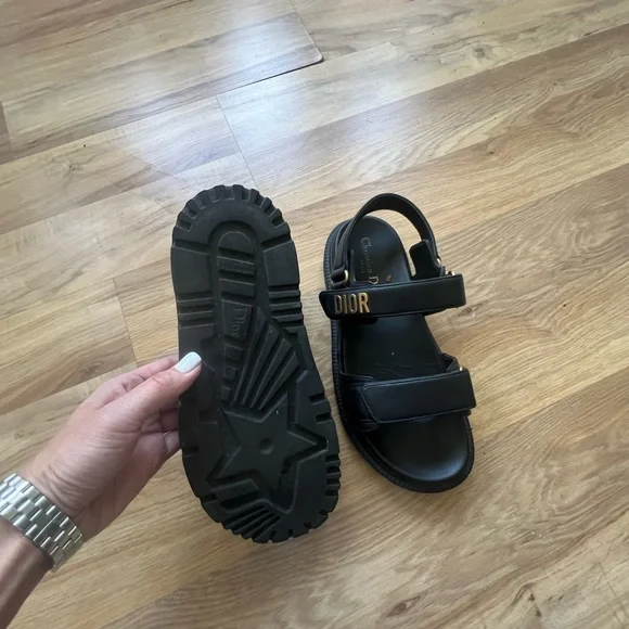 Dior women’s flat sandals - Picture 8 of 8